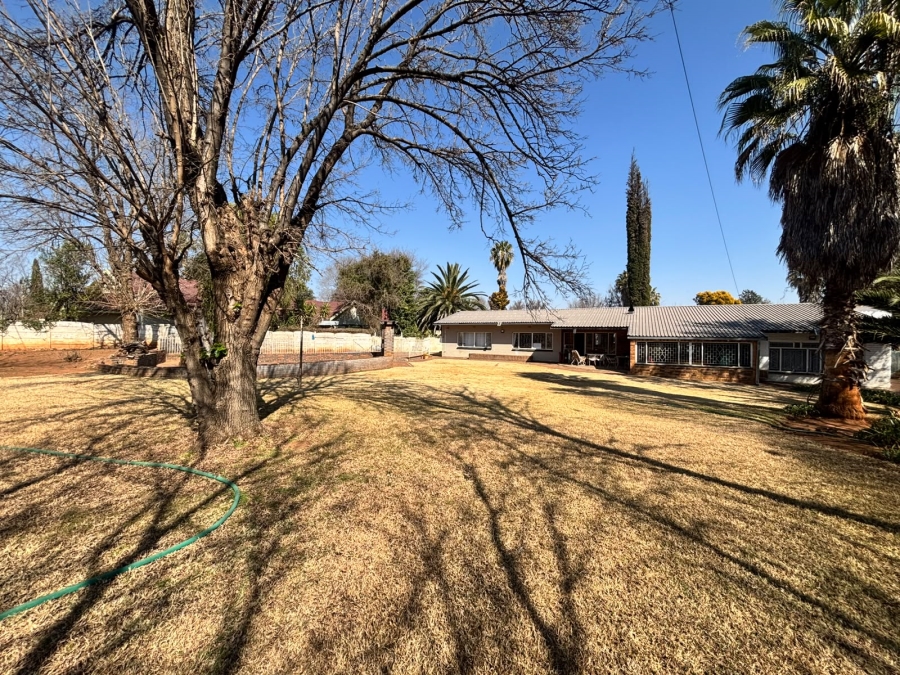 4 Bedroom Property for Sale in Vaal Park North West